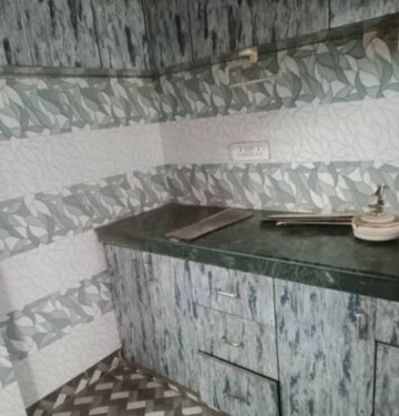 Bedroom in 2 BHK Villa at Aliganj – for Rent