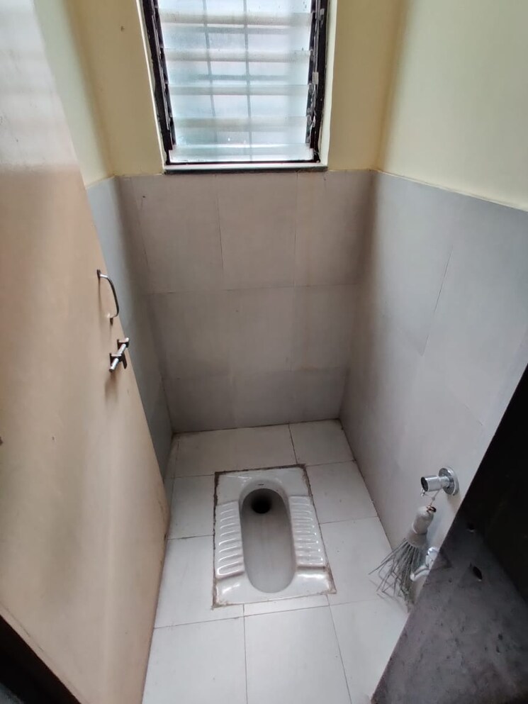 Bathroom, sarthi-apartments-karve-road 2 Bedroom 1050 Sq.Ft. Apartment In Karve Road Pune 8694624