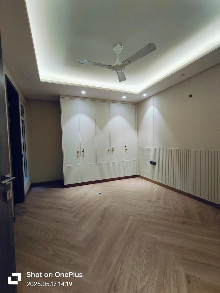 Room, saket 4 Bedroom 300 Sq.Yd. Builder Floor In Saket Delhi 8694707