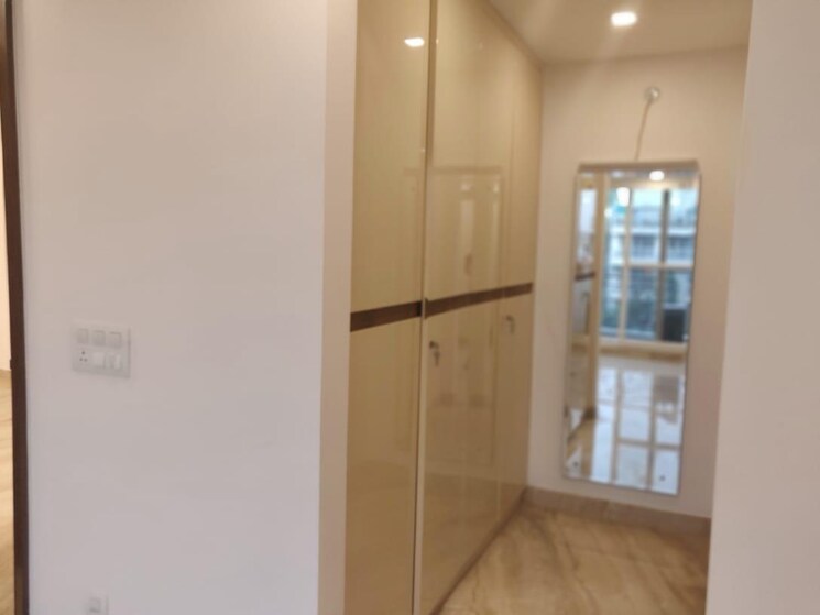 Room, green park 4 Bedroom 322 Sq.Yd. Builder Floor In Green Park Delhi 8694710