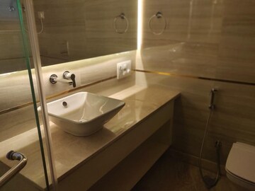 Bathroom in 4 BHK Builder Floor at Green Park – for Rent