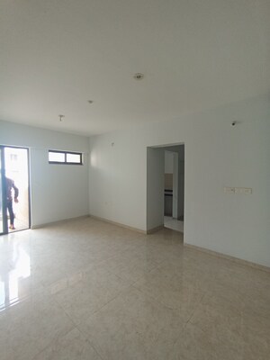 2 BHK Apartment For Sale in Lodha Lakeshore Greens, Dombivli East