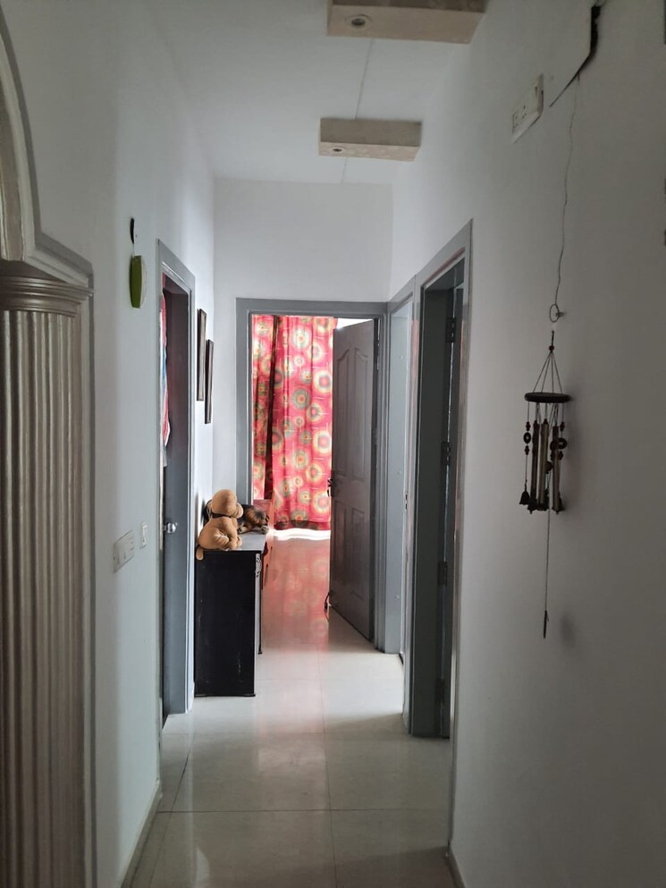 Living Room, unitech-uniworld-gardens 3 Bedroom 2086 Sq.Ft. Apartment In Sector 47 Gurgaon 8694731