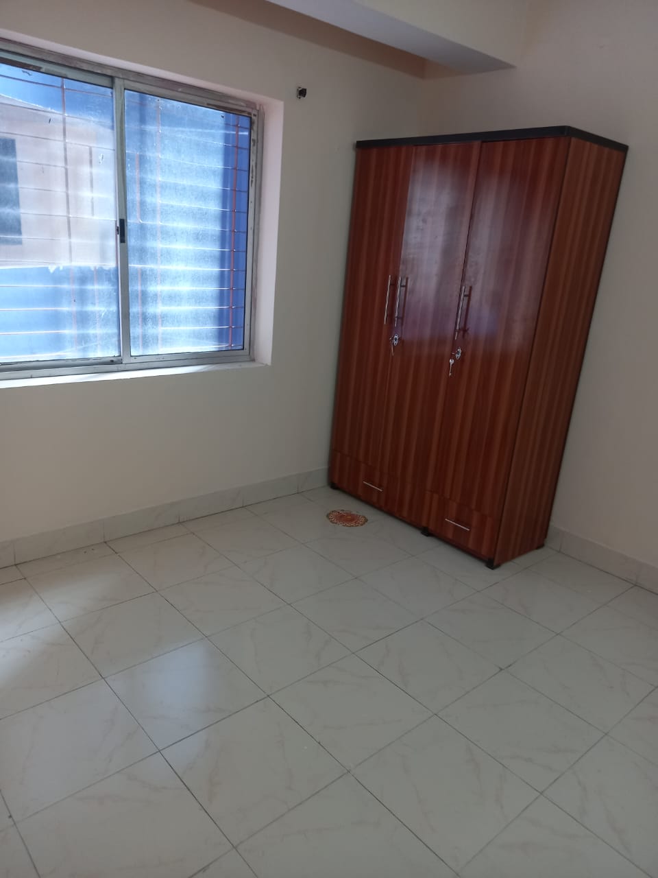 2 BHK + Servant Room Apartment For Rent in Lowadih