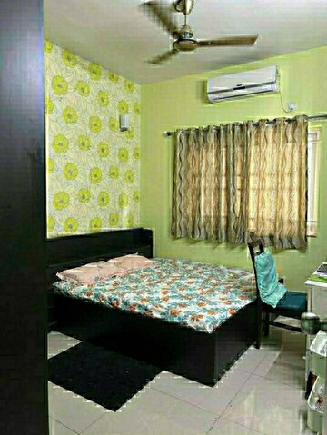 Bedroom in 2 BHK Apartment at Nyati Enchante, Wadgaon Sheri – for Rent