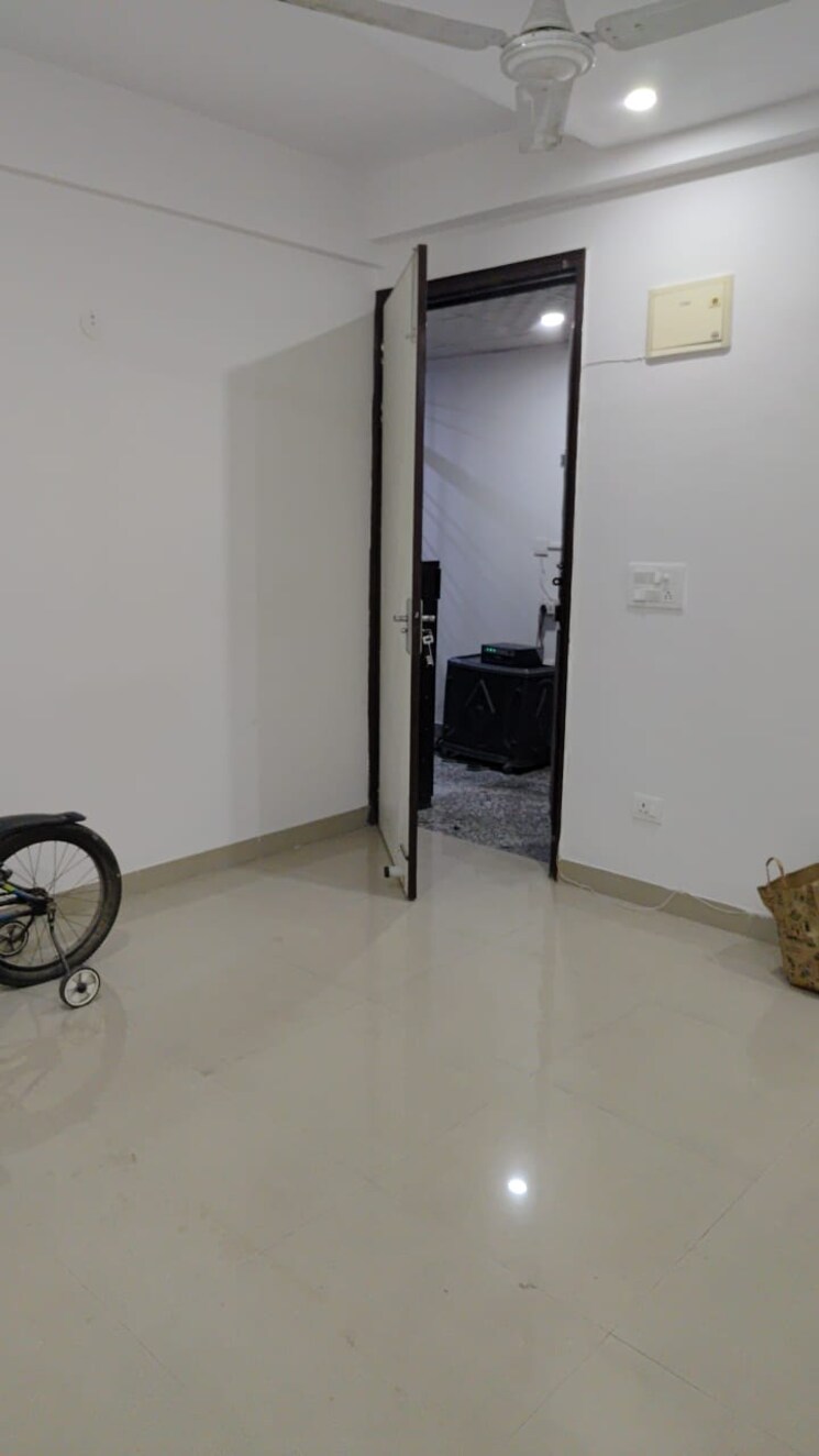 Room, paradise-homz 1 Bedroom 650 Sq.Ft. Builder Floor In Sector 45 Noida 8694827