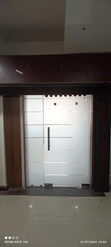  Shop For Rent in Doranda