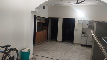 Master Bedroom in 2 BHK Builder Floor at Rajguru Nagar – for Rent