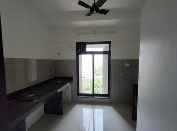 Room in 2 BHK Apartment at Castle Rock, Powai – for Rent