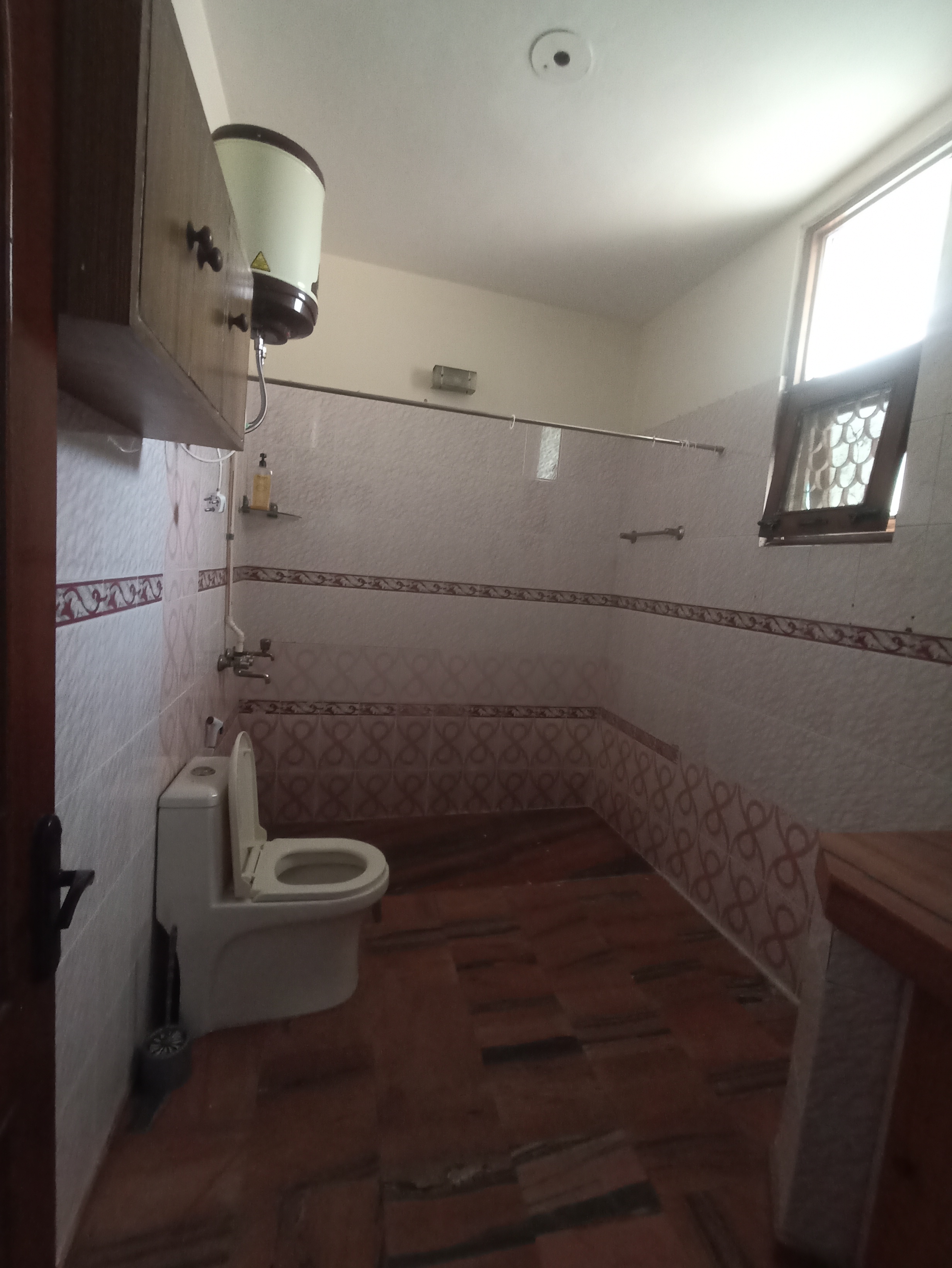 4 BHK + Study Room Independent House For Rent in RWA Apartments Sector 19