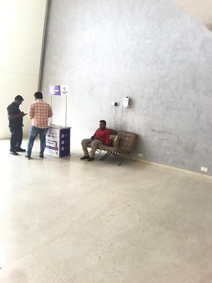  Parking, satellite Commercial Office Space 847 Sq.Ft. In Satellite Ahmedabad 8694857