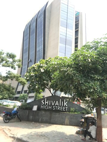  Office Space – Exterior View View at Satellite - for Rent