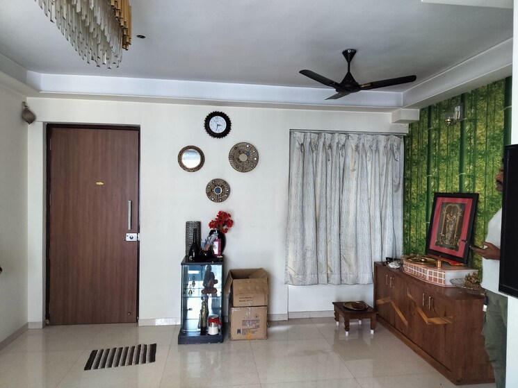 Living Room, courtyard-by-narang-realty-and-the-wadhwa-group 2 Bedroom 706 Sq.Ft. Apartment In Pokhran Road No Two Thane 8694892