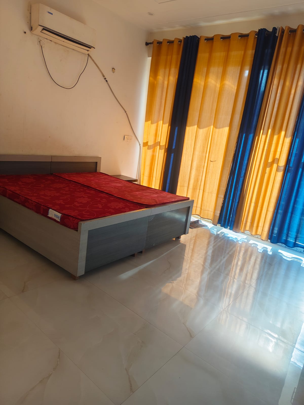 4 BHK + Pooja Room Builder Floor For Rent in RWA Apartments Sector 45
