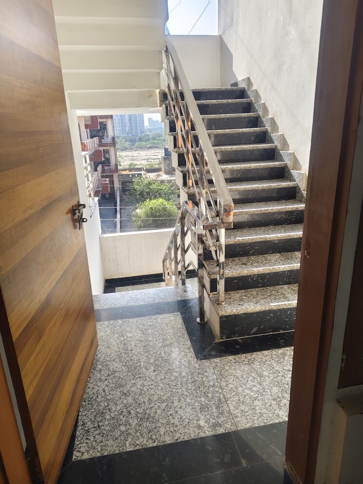 undefined, rwa-apartments-sector-45 4 Bedroom 350 Sq.Mt. Builder Floor In Sector 45 Noida 8694889