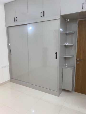 Room in 2 BHK Apartment at Prestige Primrose Hills, Banashankari 6th Stage – for Rent