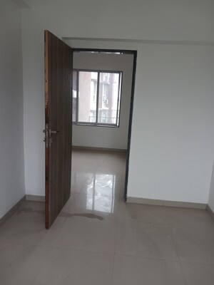 Room in 2 BHK Apartment at Yash Prakash Kunj CHS Borivali, Borivali East – for Sale
