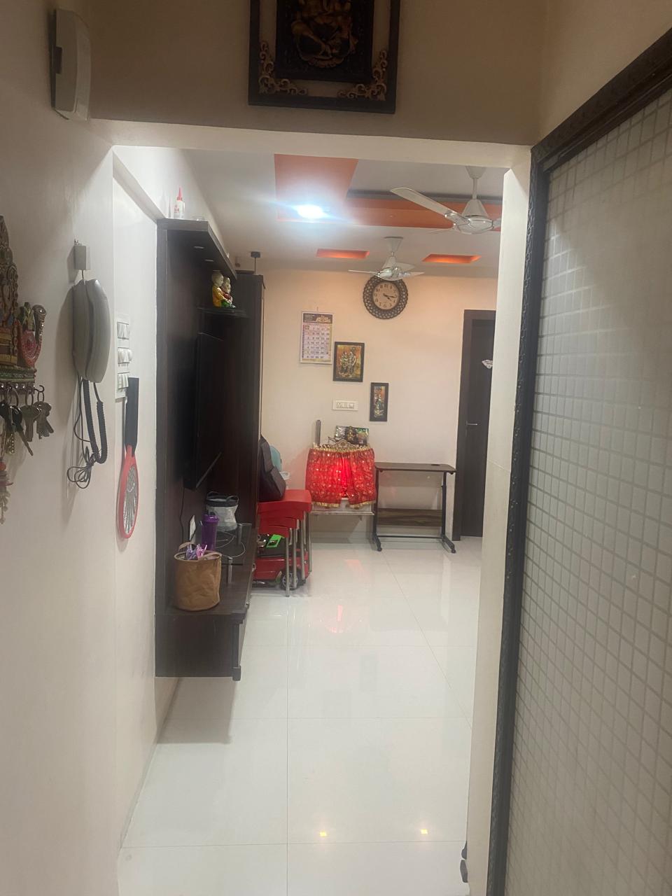 2 BHK Apartment For Rent in Velentine Tower