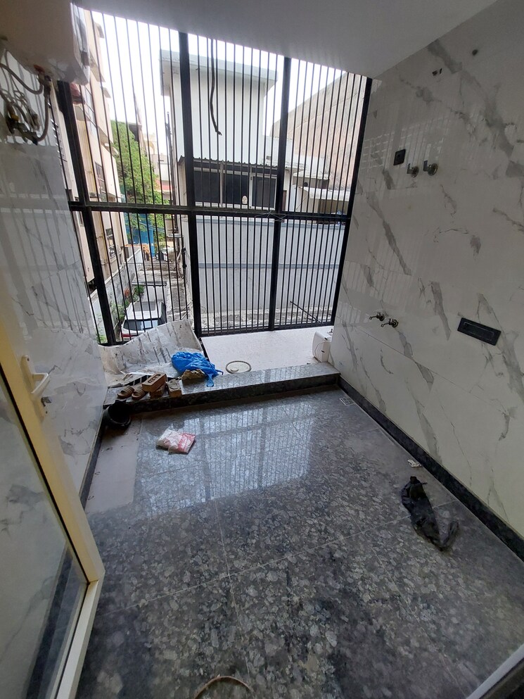 Balcony, model town 5 Bedroom 4050 Sq.Ft. Builder Floor In Model Town Delhi 8694987