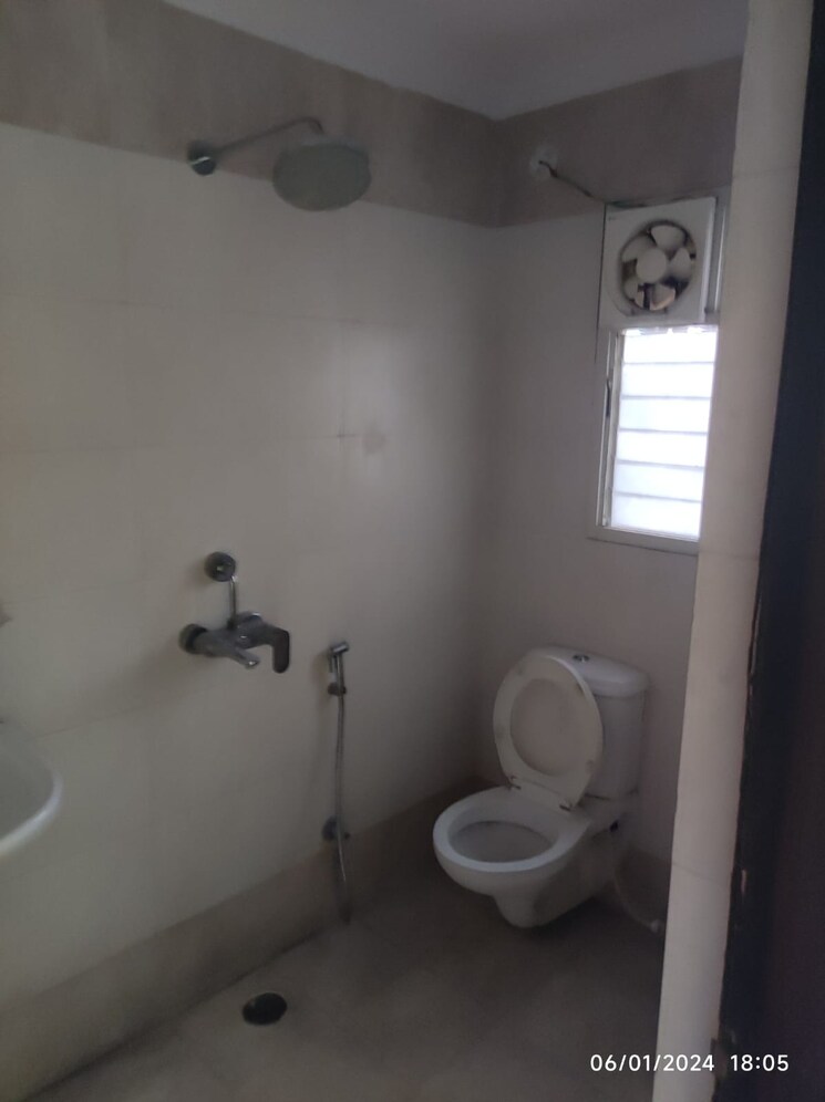 Bathroom, north sri krishna puri 1 RK 150 Sq.Ft. Independent House In North Sri Krishna Puri Patna 8694967