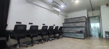  Office Space For Rent in Thaltej
