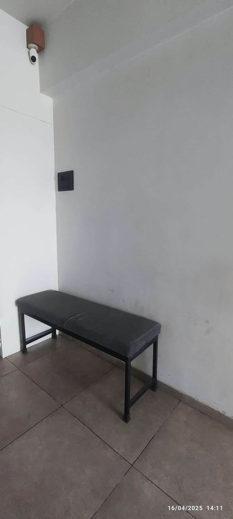 undefined, thaltej Commercial Office Space 800 Sq.Ft. In Thaltej Ahmedabad 8694979