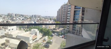  Office Space – Exterior View View at Thaltej - for Rent