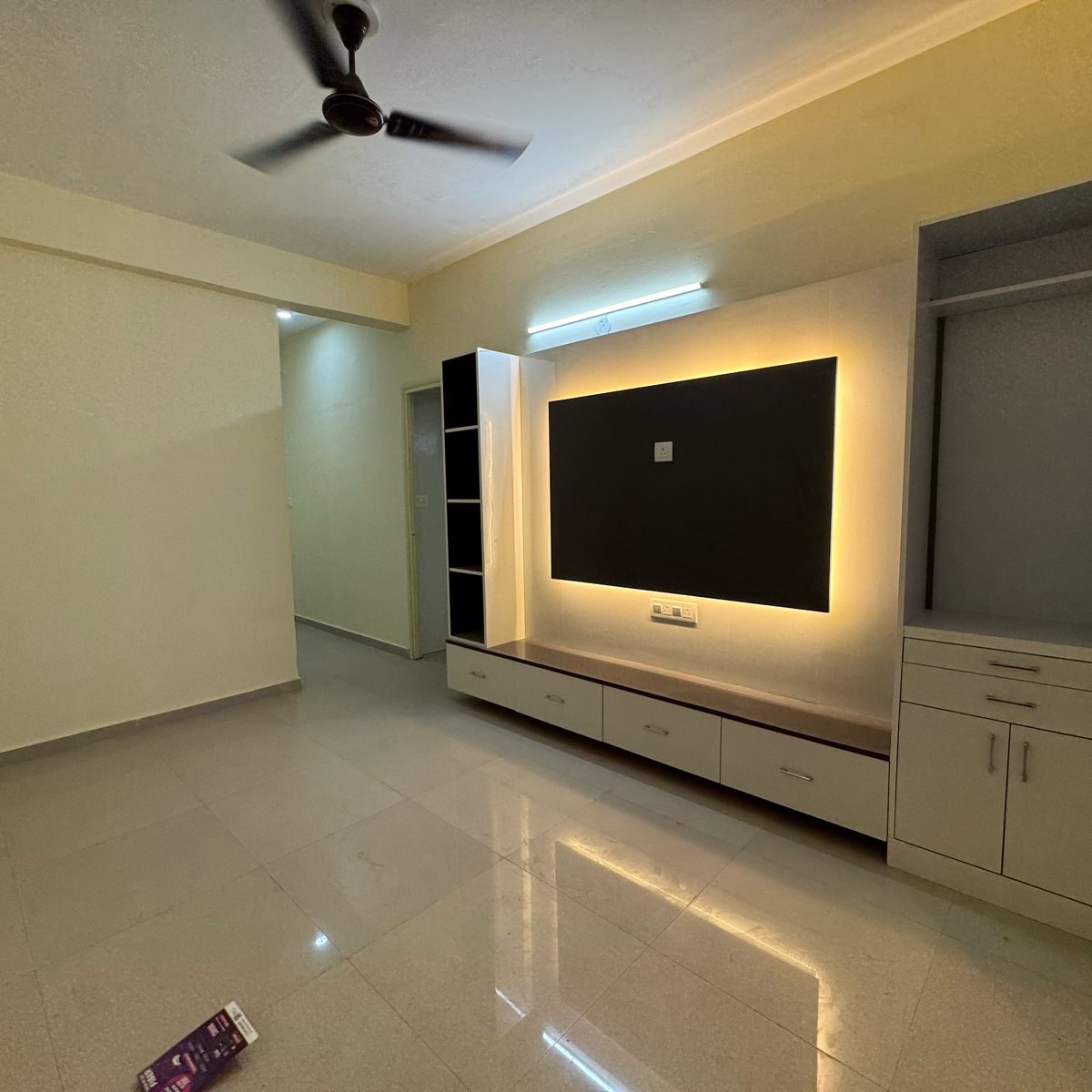 2 BHK Apartment For Rent in Pyramid Pride