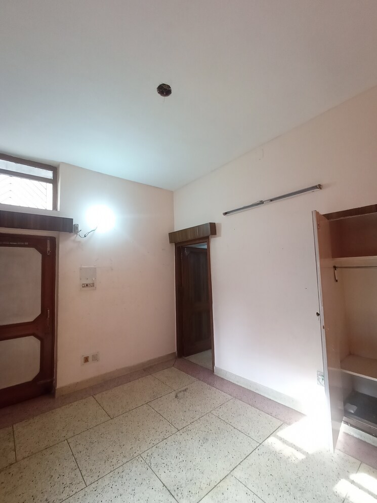 Room, sector 12 panchkula 2.5 Bedroom 1758 Sq.Ft. Independent House In Sector 12 Panchkula Panchkula 8695042