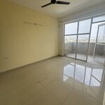 2 BHK 800 Sq.Ft. Apartment in Pyramid Pride