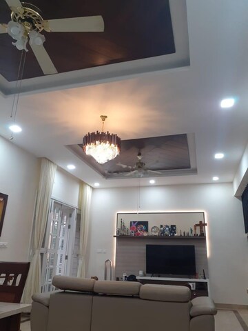 Furnished Amenities in 4 BHK Apartment at Prestige Lakeside Habitat Villa, Varthur – for Rent