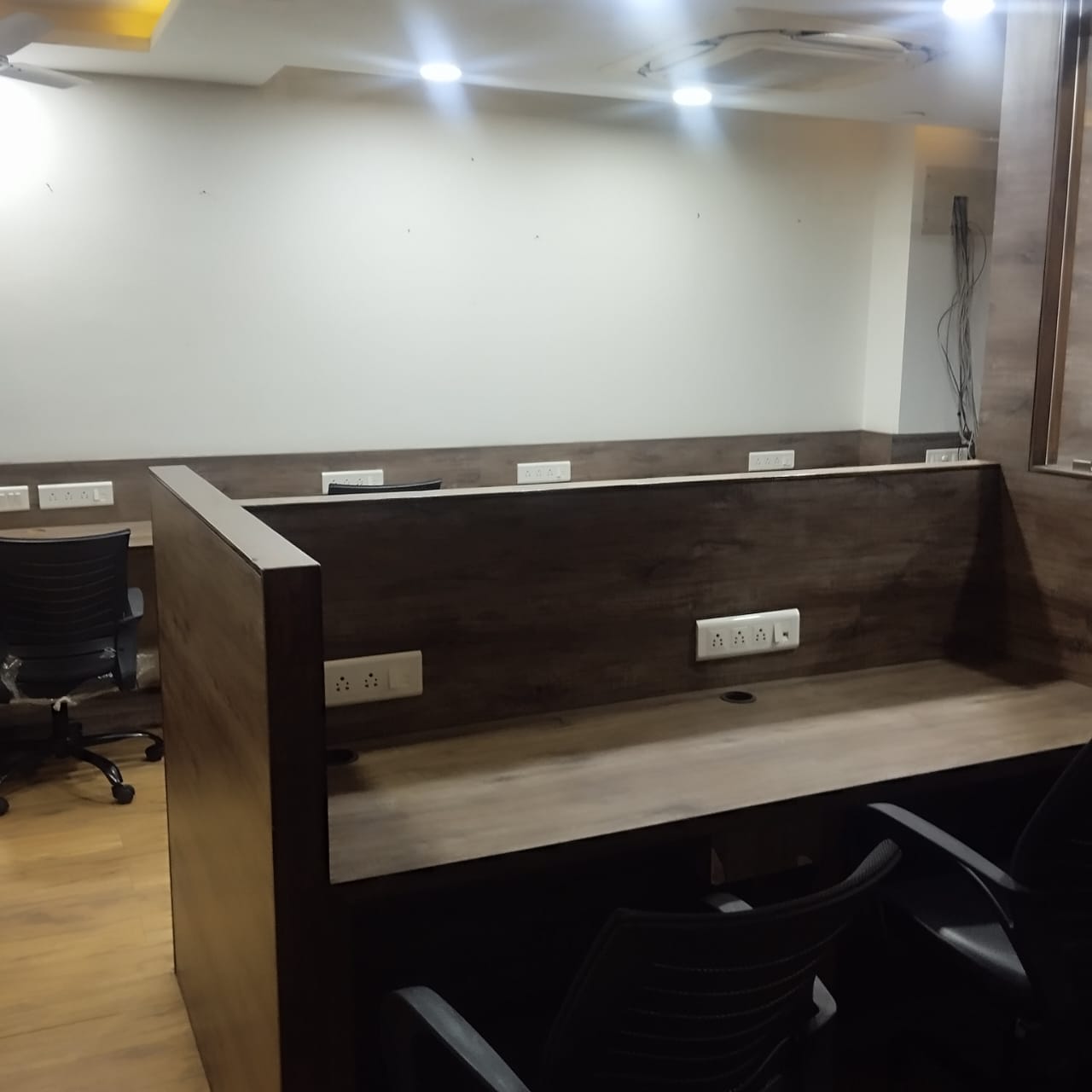 Office Space For Rent in Ratnaakar Nine Square