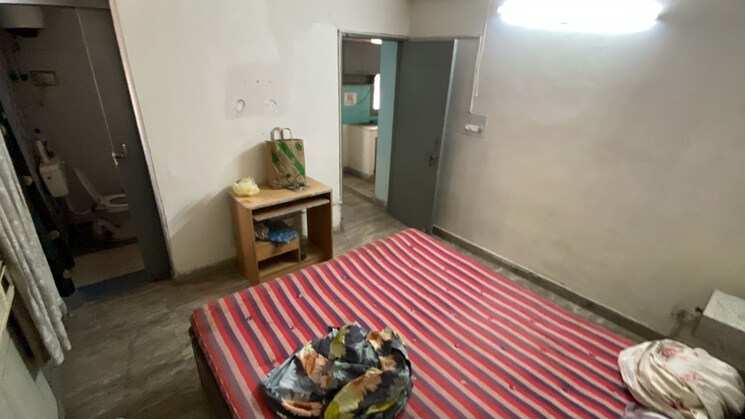 Bedroom, preet vihar 4 Bedroom 3000 Sq.Ft. Builder Floor In Preet Vihar Delhi 8695145