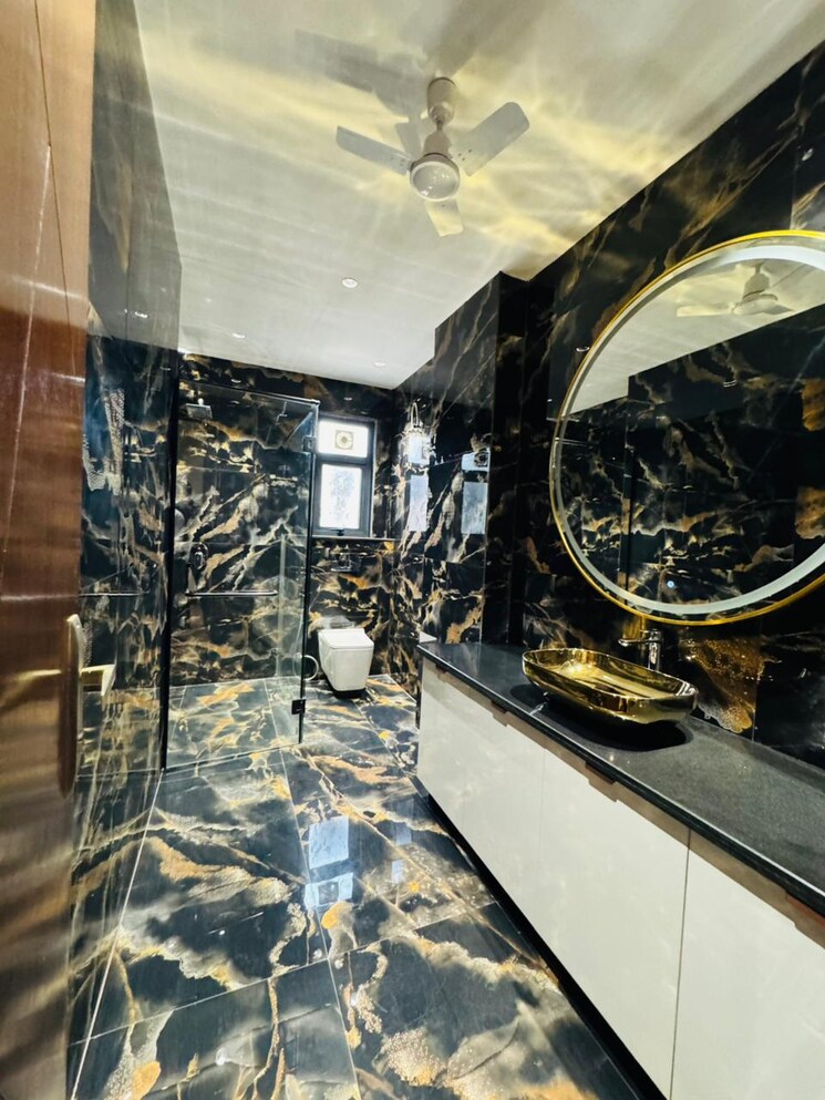 Kitchen, ansal-versalia-phase-a2 4 Bedroom 300 Sq.Yd. Builder Floor In Sector 67a Gurgaon 8695266