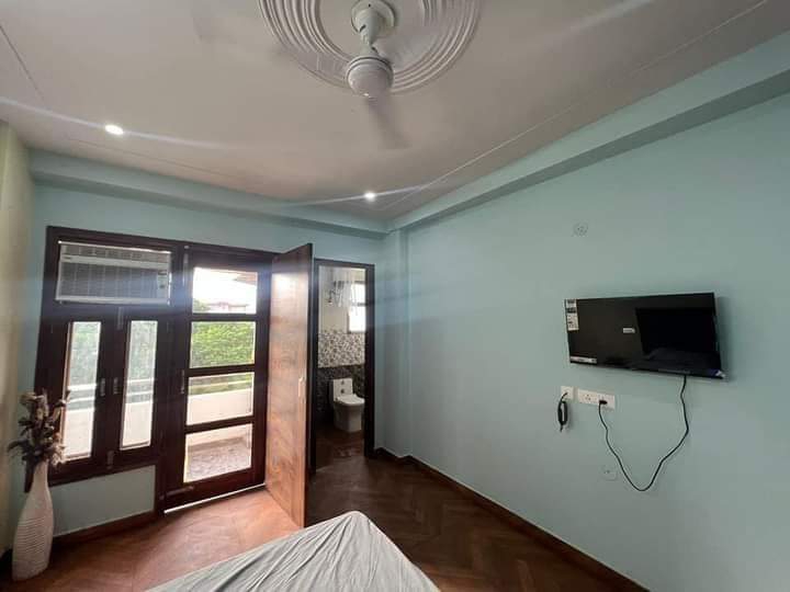 3 BHK + Pooja Room,Servant Room Apartment For Sale in AVL 36 Gurgaon