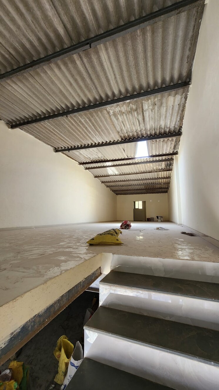 undefined, ghatkopar west Commercial Shop 2200 Sq.Ft. In Ghatkopar West Mumbai 8695183