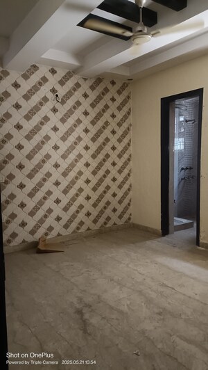 Room in 3 BHK Builder Floor at Ashoka Enclave – for Sale