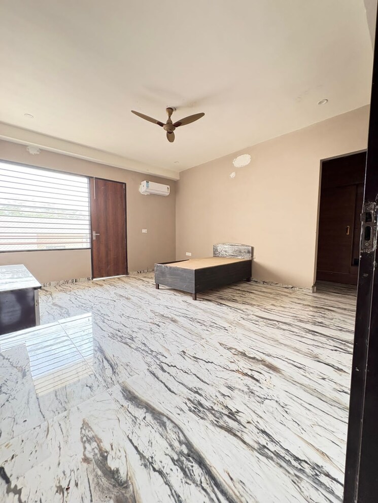 Bedroom, the-images-floors 4 Bedroom 460 Sq.Yd. Builder Floor In Sector 51 Gurgaon 8695269