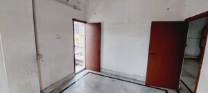 Room in 2 BHK Apartment at Sodepur – for Sale
