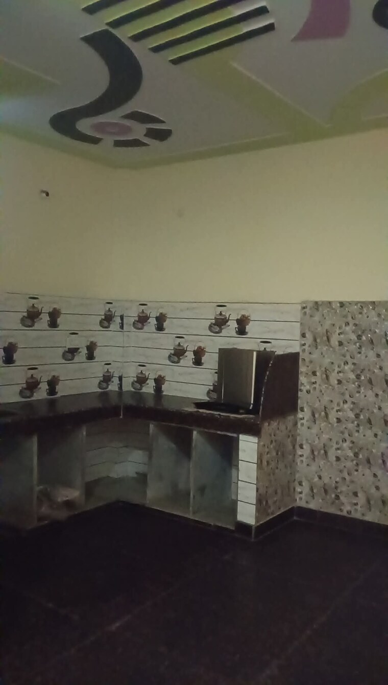 Master Bedroom, rwa-tomar-colony 2 Bedroom 450 Sq.Ft. Builder Floor In Mukundpur Delhi 8695323