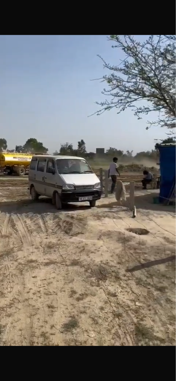 undefined, yamuna expressway  342 Sq.Yd. Plot In Yamuna Expressway Greater Noida 8695339