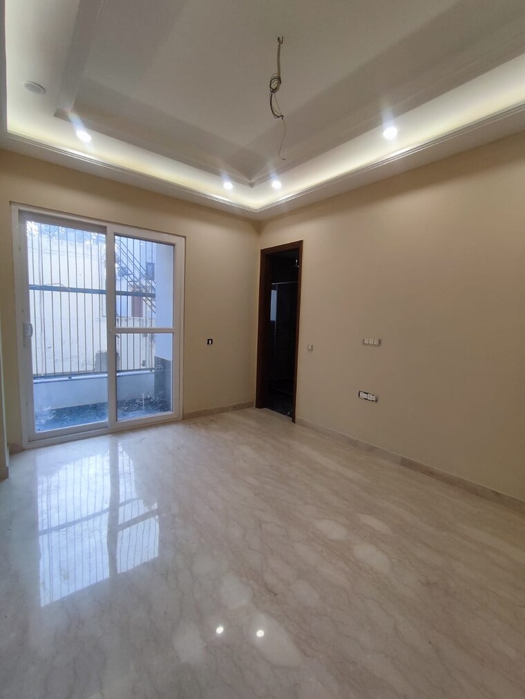 Room, saket 4 Bedroom 2700 Sq.Ft. Builder Floor In Saket Delhi 8695352