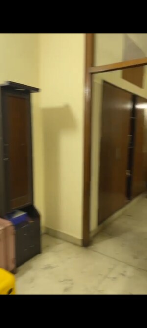 1 BHK Independent House For Sale in Lajpat Nagar