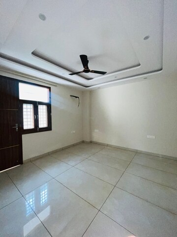 Kitchen in 3 BHK Builder Floor at Sushant Lok 3, Sector 57 – for Rent