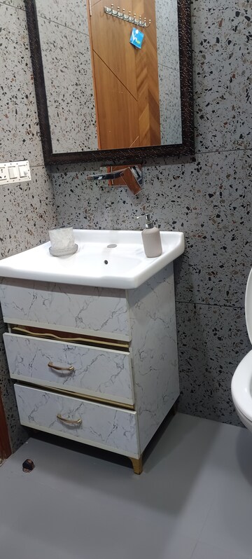 Bathroom in 3 BHK Builder Floor at Janakpuri – for Rent