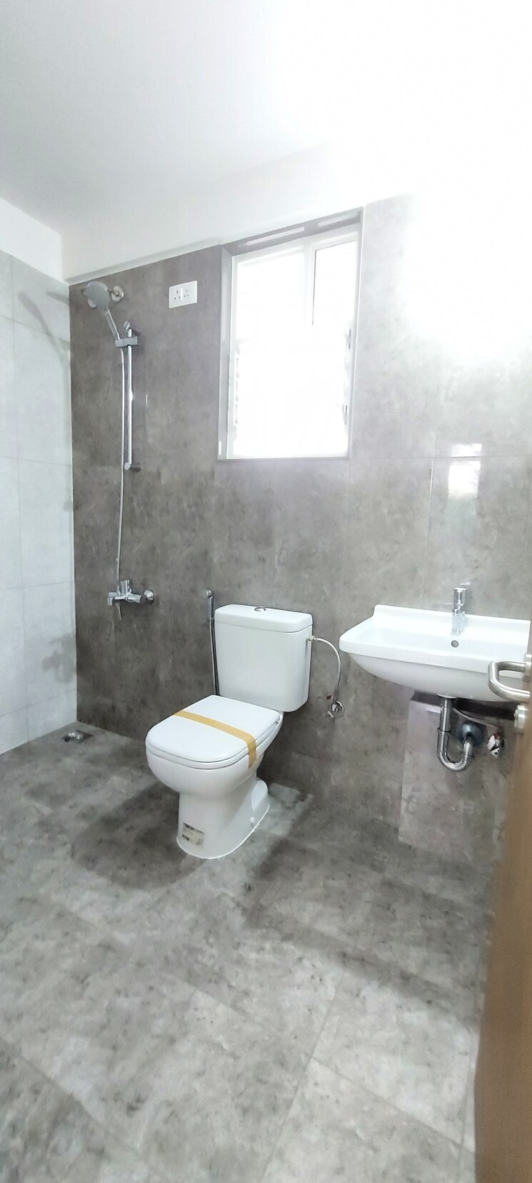 Bathroom, nanded-city-sur 2 Bedroom 824 Sq.Ft. Apartment In Nanded Pune 8695380