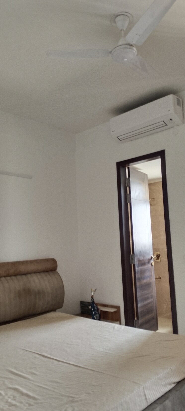 undefined, smart-world-orchard 3.5 Bedroom 1712 Sq.Ft. Builder Floor In Sector 61 Gurgaon 8697652