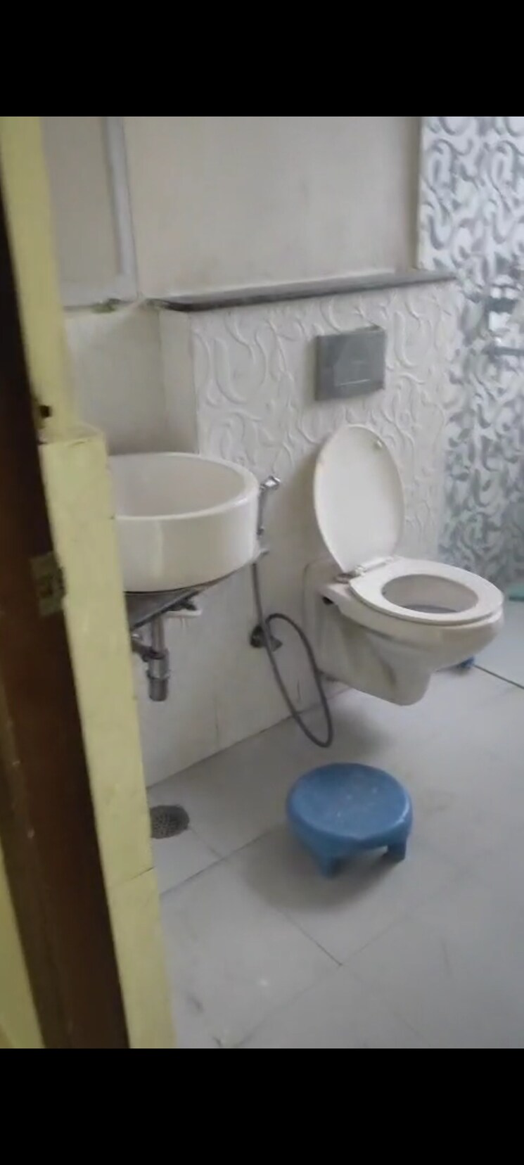 Bathroom, gaur-saundaryam 3 Bedroom 1550 Sq.Ft. Apartment In Tech Zone 4 Greater Noida Greater Noida 8695455