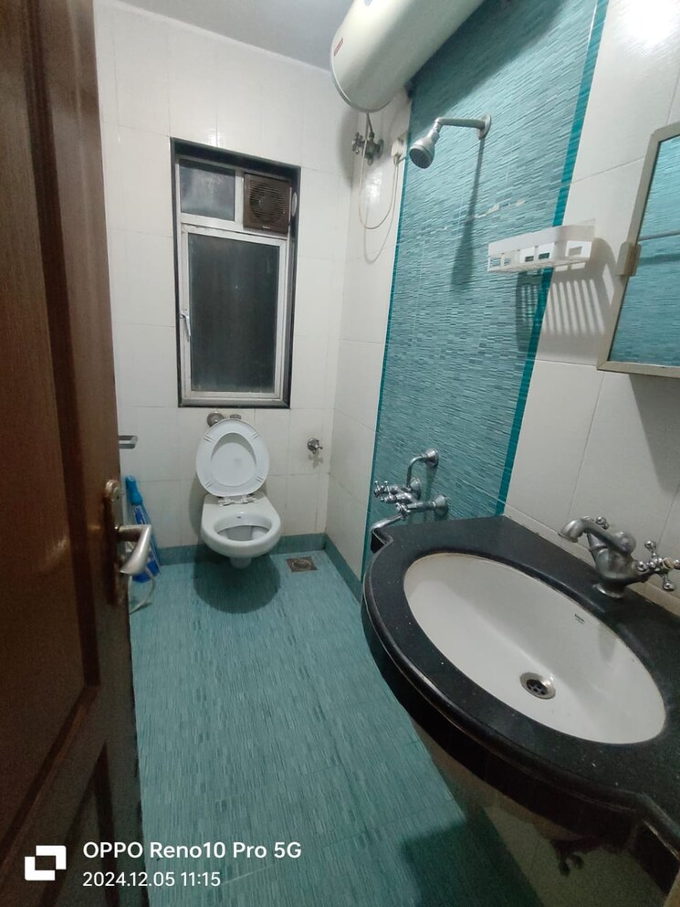 Bathroom, adityavardhan-apartment 3 Bedroom 1300 Sq.Ft. Apartment In Powai Mumbai 8695453