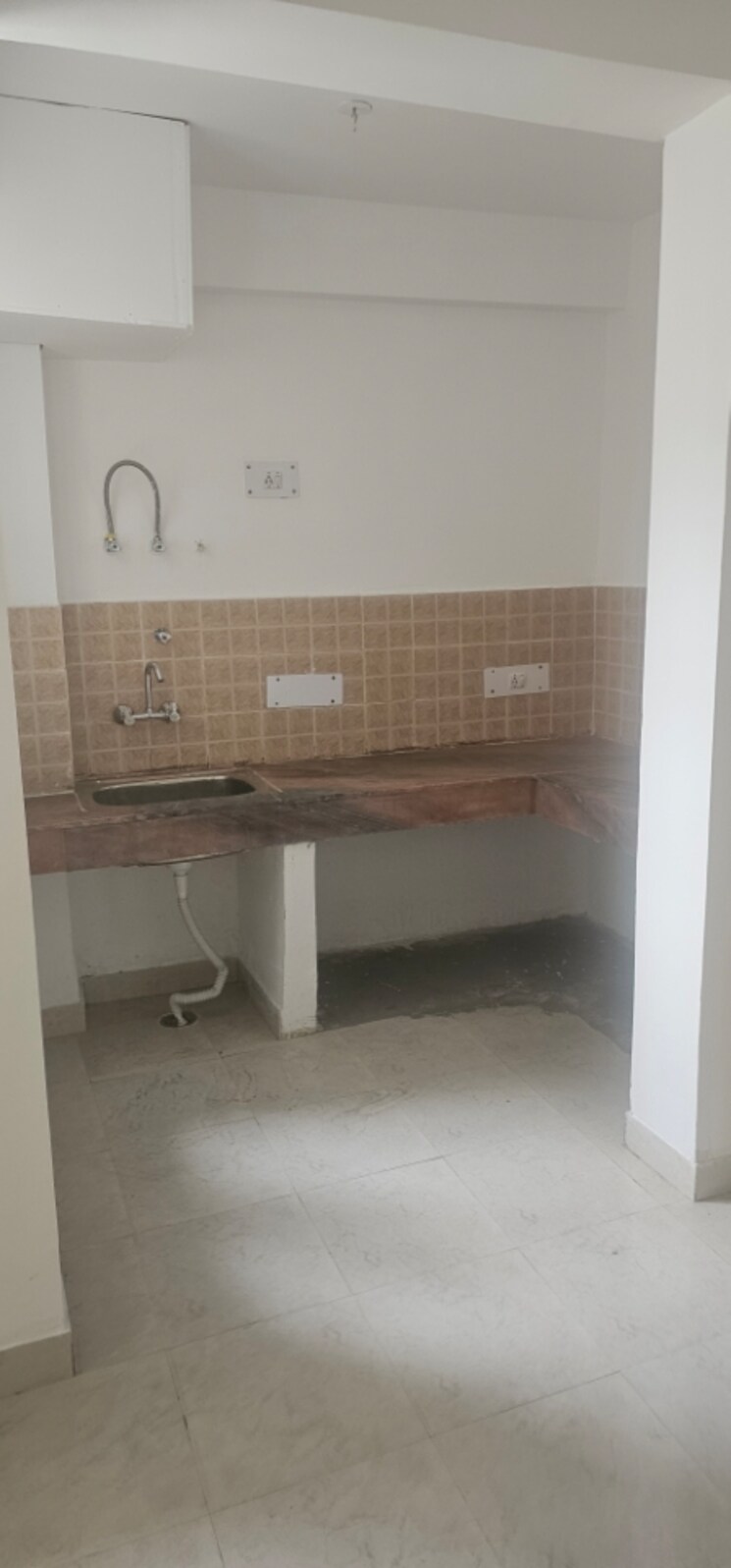 Kitchen, mgi-gharaunda 2 Bedroom 800 Sq.Ft. Apartment In Raj Nagar Extension Ghaziabad 8695531